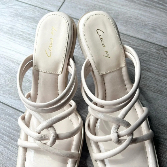 Circus by Sam Edelman Savanna Sqaure  Toe Strappy Sandal in Vanilla Bean - Picture 6 of 12